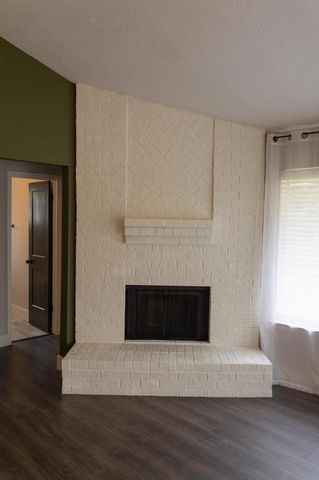 1204 Osborne Drive, Friendswood, TX 77546