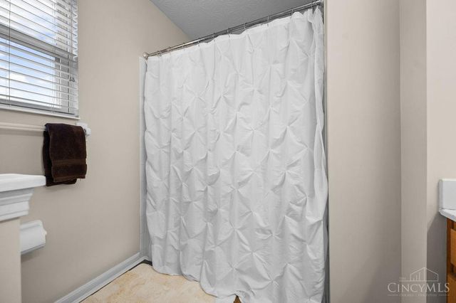 7432 William Hensley Drive, Fairfield, OH 45014