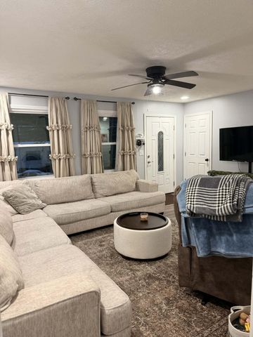 421 Sally Stephens Branch, Prestonsburg, KY 41653