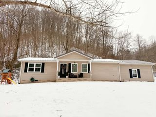 421 Sally Stephens Branch, Prestonsburg, KY 41653