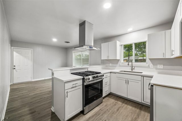 4114 Hill Oak Drive, Houston, TX 77092