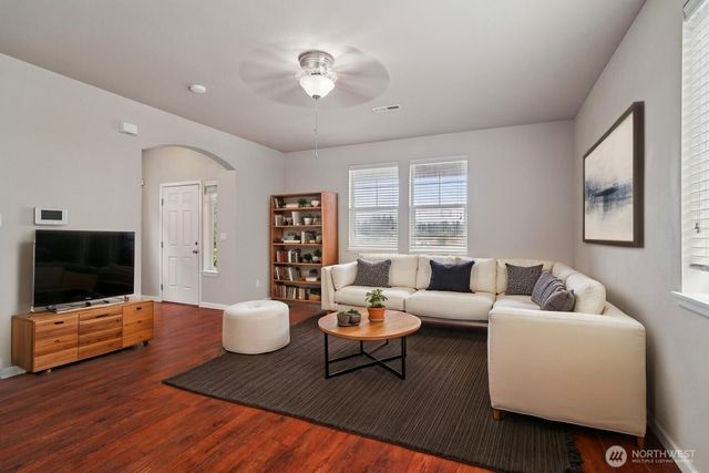 14403 Lockwood Lane SE, Yelm, WA 98597
