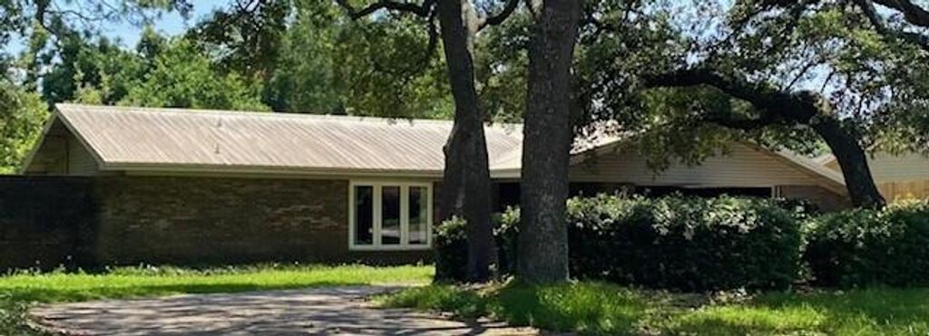 10 Eglin Drive, Shalimar, FL 32579