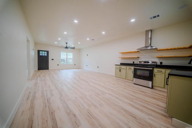 475 Hawkins, Camden, AR 71701