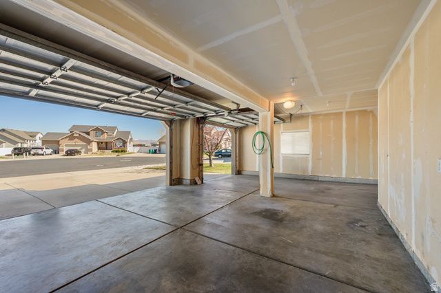 4641 W 5675 S, Hooper, UT 84315
