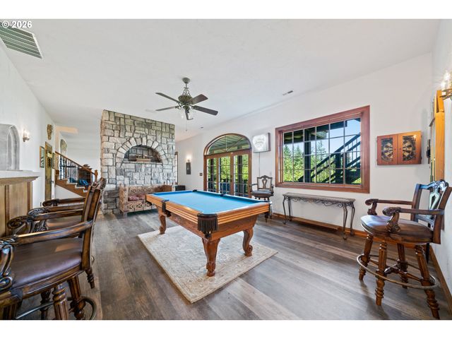 1777 SKYLAND Dr, Lake Oswego, OR 97034