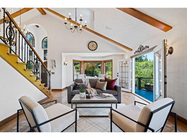 1777 SKYLAND Dr, Lake Oswego, OR 97034