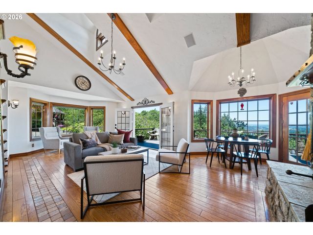 1777 SKYLAND Dr, Lake Oswego, OR 97034