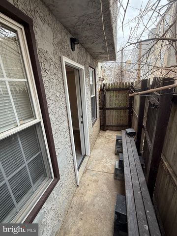 1920 N DARIEN ST, Philadelphia, PA 19122