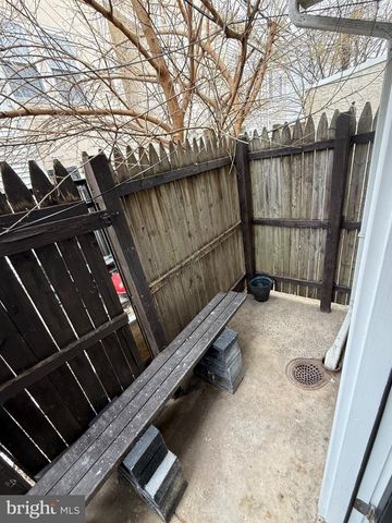 1920 N DARIEN ST, Philadelphia, PA 19122