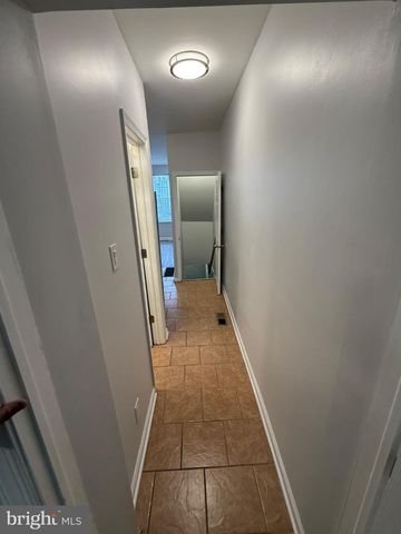 1920 N DARIEN ST, Philadelphia, PA 19122