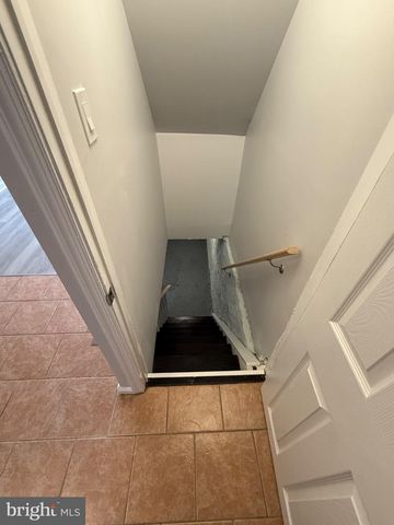 1920 N DARIEN ST, Philadelphia, PA 19122
