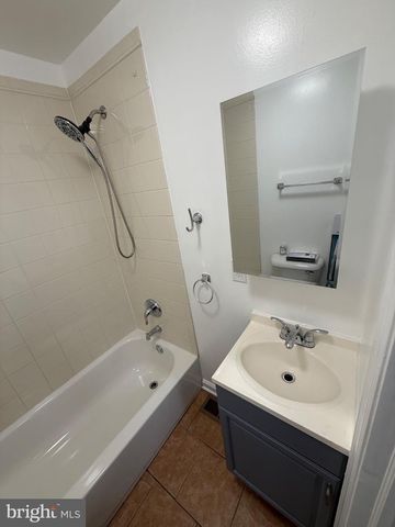 1920 N DARIEN ST, Philadelphia, PA 19122