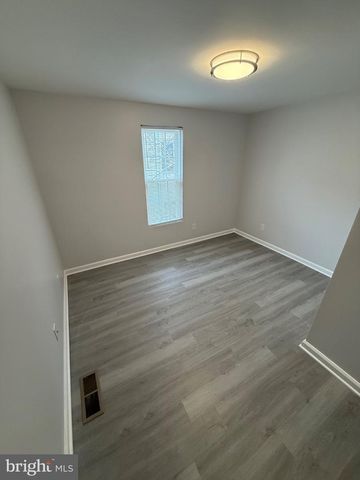 1920 N DARIEN ST, Philadelphia, PA 19122