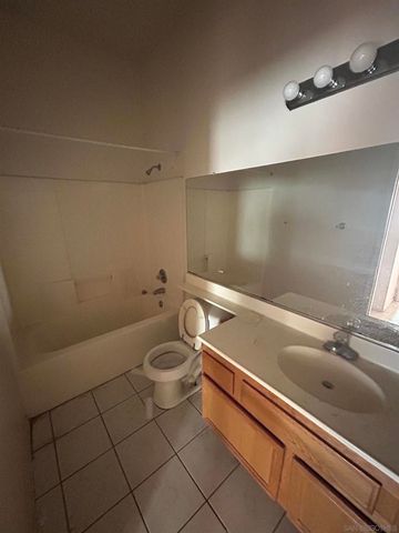 505 Portico Dr, Oceanside, CA 92058