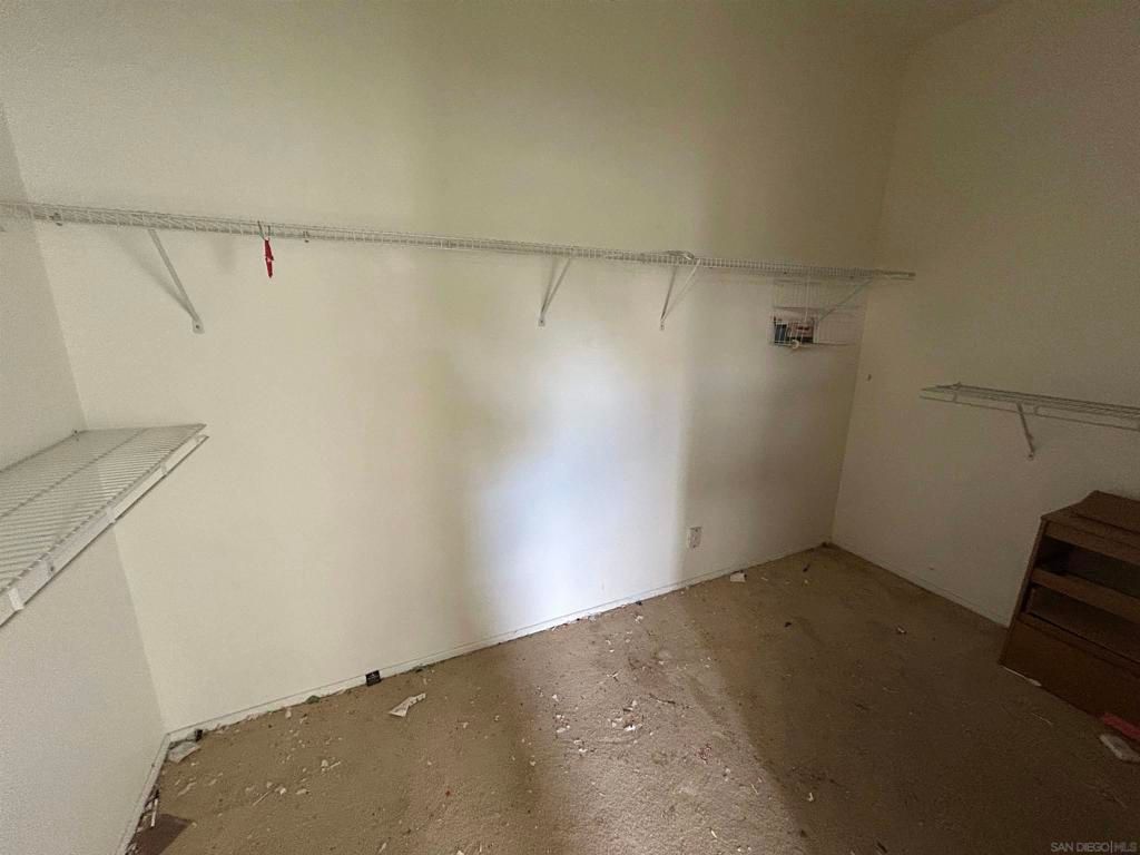 Image 15 of property listing at 505 Portico Dr, Oceanside, CA 92058