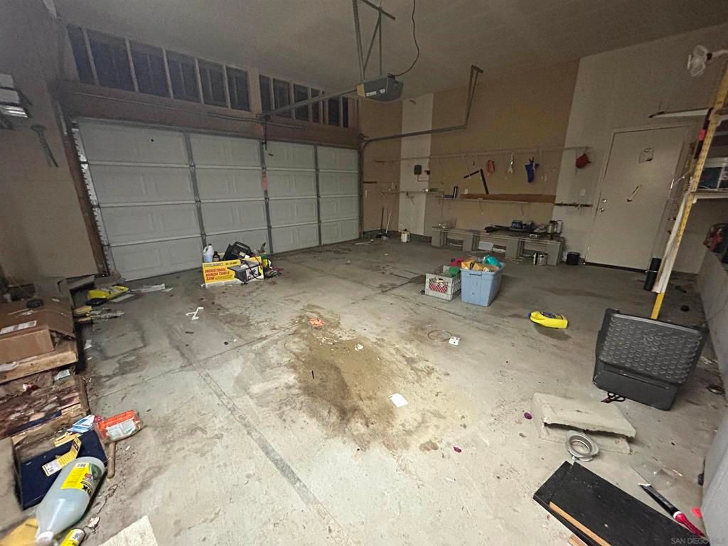 Image 7 of property listing at 505 Portico Dr, Oceanside, CA 92058