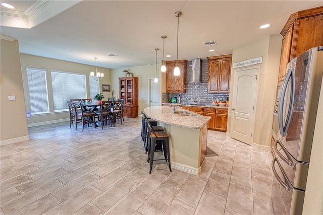 1818 Chesapeake Bay Dr, Portland, TX 78374