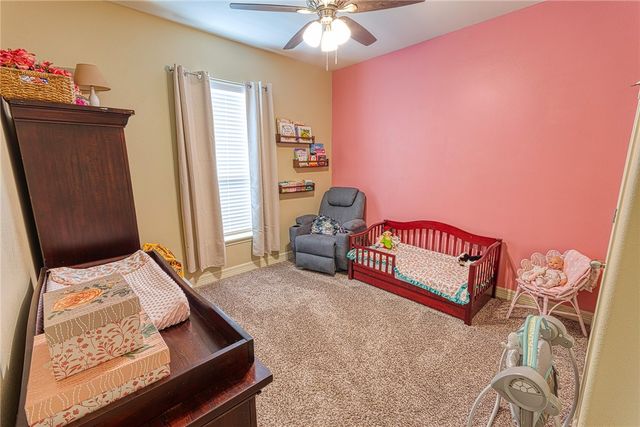 1818 Chesapeake Bay Dr, Portland, TX 78374