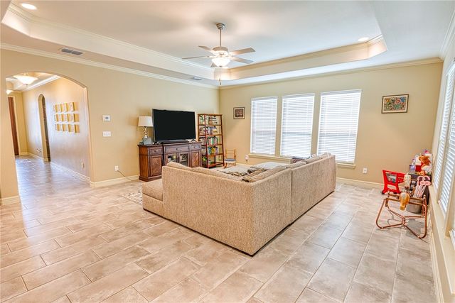 1818 Chesapeake Bay Dr, Portland, TX 78374