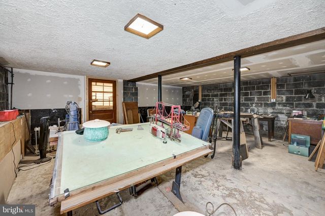 32 BRIDGE RD, Lumberton, NJ 08048
