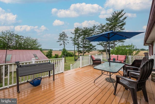 32 BRIDGE RD, Lumberton, NJ 08048