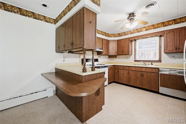 539 S Main Street, Waterloo, IL 62298