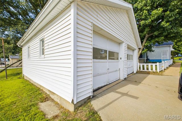 539 S Main Street, Waterloo, IL 62298