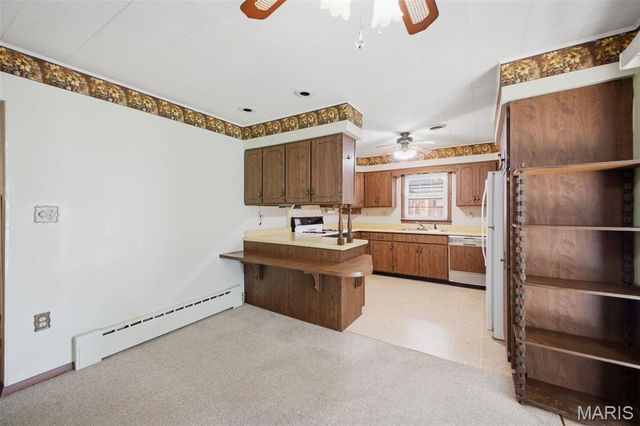 539 S Main Street, Waterloo, IL 62298