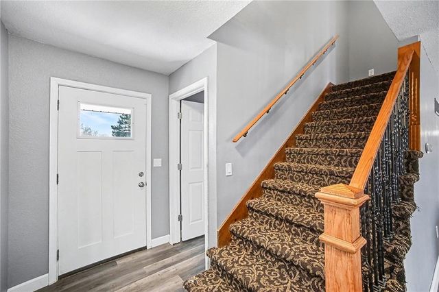 1201 NW Burr Oak Court, Blue Springs, MO 64015