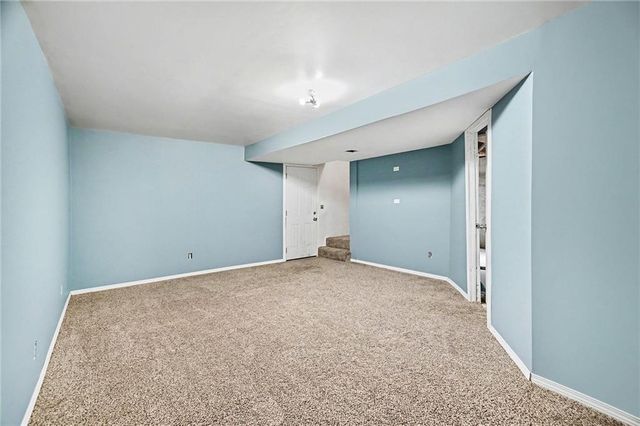 1201 NW Burr Oak Court, Blue Springs, MO 64015