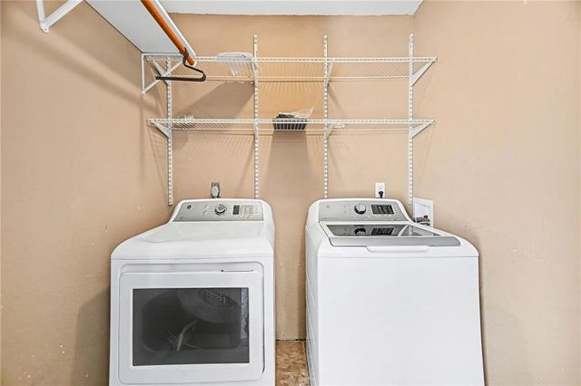 1201 NW Burr Oak Court, Blue Springs, MO 64015