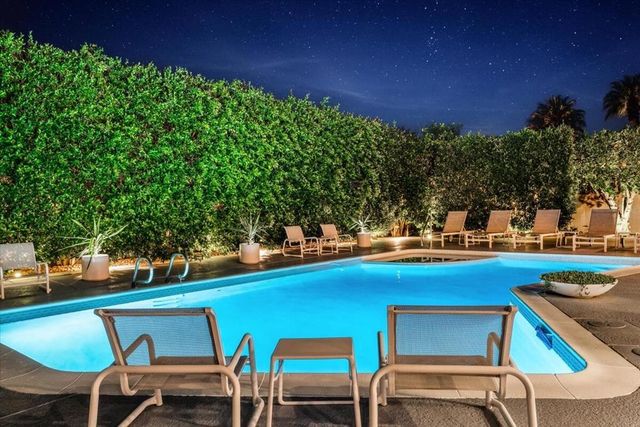 1606 E Via Estrella, Palm Springs, CA 92264