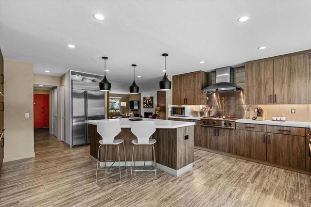 1606 E Via Estrella, Palm Springs, CA 92264