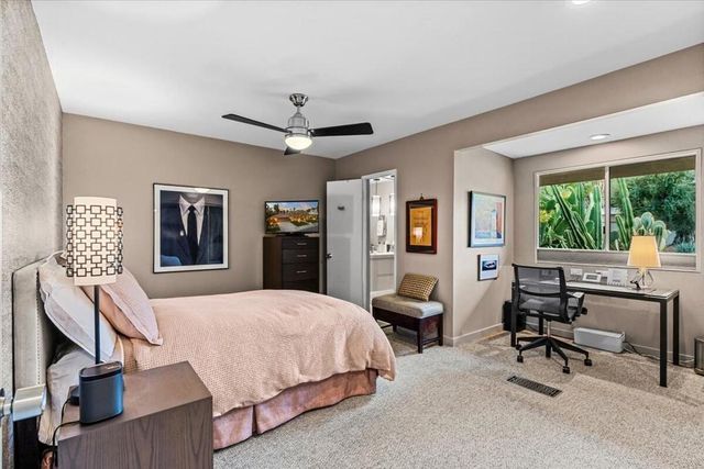 1606 E Via Estrella, Palm Springs, CA 92264