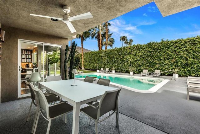 1606 E Via Estrella, Palm Springs, CA 92264
