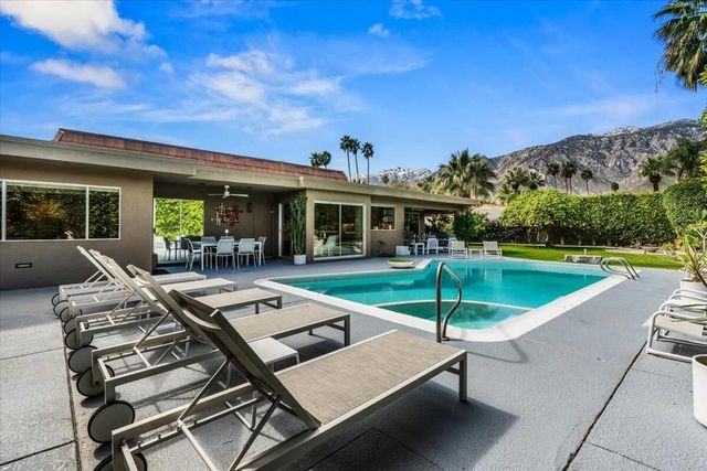 1606 E Via Estrella, Palm Springs, CA 92264