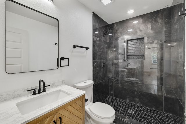 6011 Park Manor Drive, Dallas, TX 75241