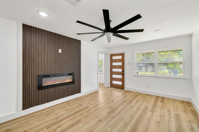 6011 Park Manor Drive, Dallas, TX 75241