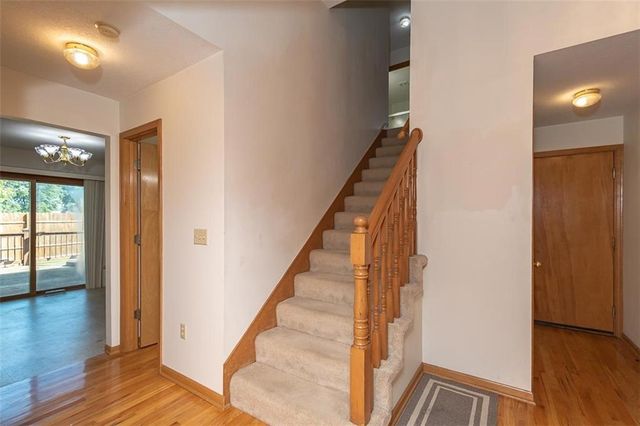 1303 Pin Oak Circle, Ottawa, KS 66067