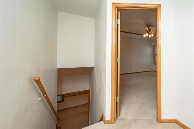 1303 Pin Oak Circle, Ottawa, KS 66067