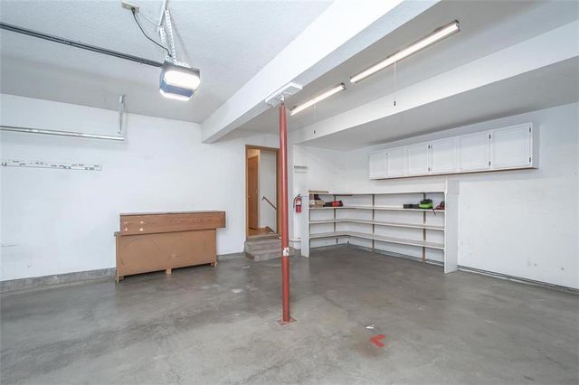 1303 Pin Oak Circle, Ottawa, KS 66067