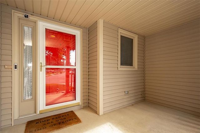 1303 Pin Oak Circle, Ottawa, KS 66067