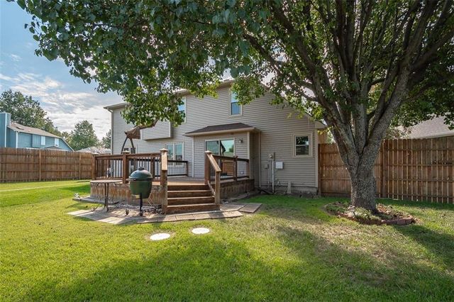 1303 Pin Oak Circle, Ottawa, KS 66067