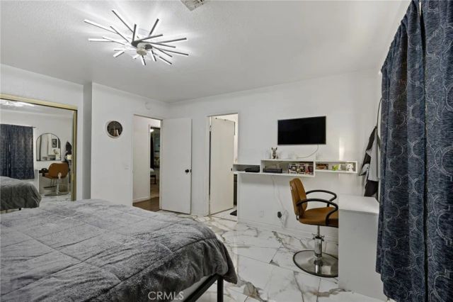 1008 E Newgrove, Lancaster, CA 93535