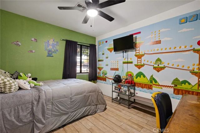 1008 E Newgrove, Lancaster, CA 93535