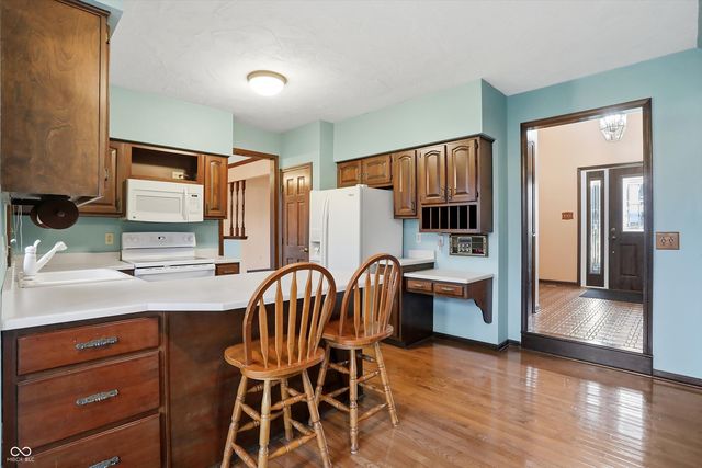 3188 Fairway Court, Greenwood, IN 46143