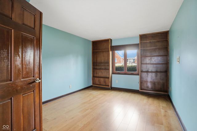 3188 Fairway Court, Greenwood, IN 46143