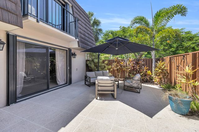 1208 12th Court, Jupiter, FL 33477