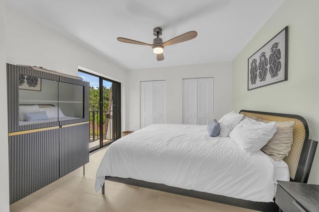 1208 12th Court, Jupiter, FL 33477